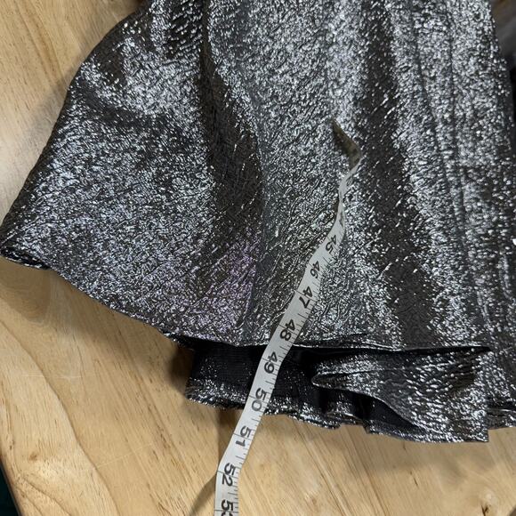 Mac Duggal NWT Brocade Silver One Shoulder Bow Midi Dress Size 14 Fit & Flare - Picture 8 of 8